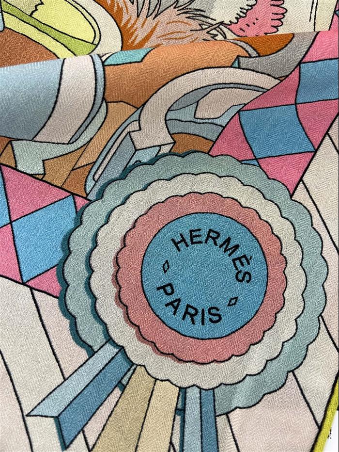 2026116122441832 140